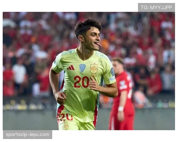 佩德里获弗里克盛赞，被誉为未来足球巨星