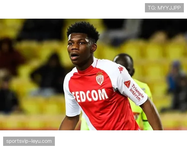 楚阿梅尼防守亮眼助攻球队关键胜利，状态全面回升