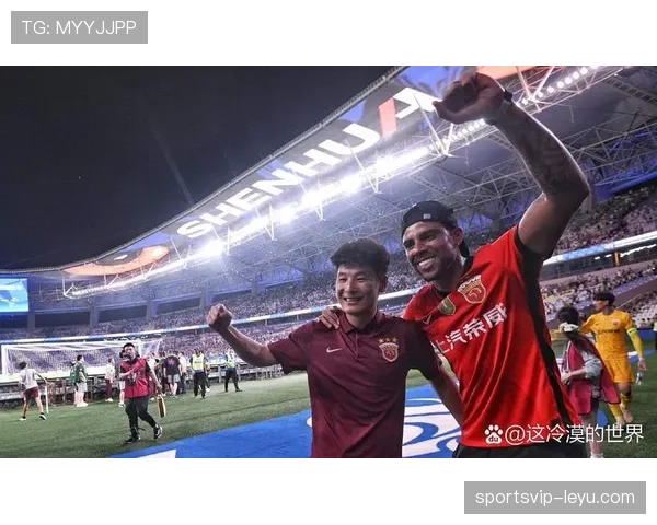 解放者杯经典对决彰显球队拼搏精神，点燃球迷狂欢庆祝胜利