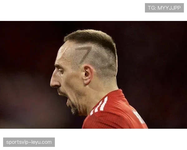 拜仁危机：阵容老化暴露豪门短板，战术依赖能否支撑新赛季争冠？